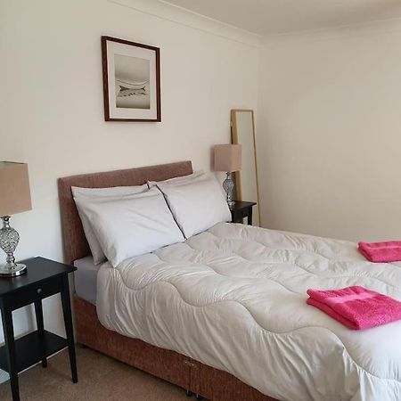 The Elfin- Lovely 1 Bedroom - Free Parking Bridge of Allan Bagian luar foto